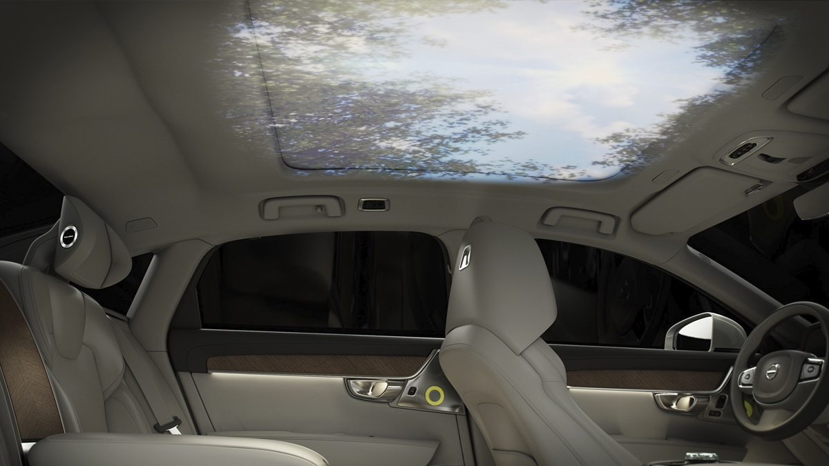Los pasajeros pueden personalizar la atmósfera del automóvil utilizando la aplicación de teléfono inteligente para elegir uno de los siete temas visuales. Foto: Volvo Press