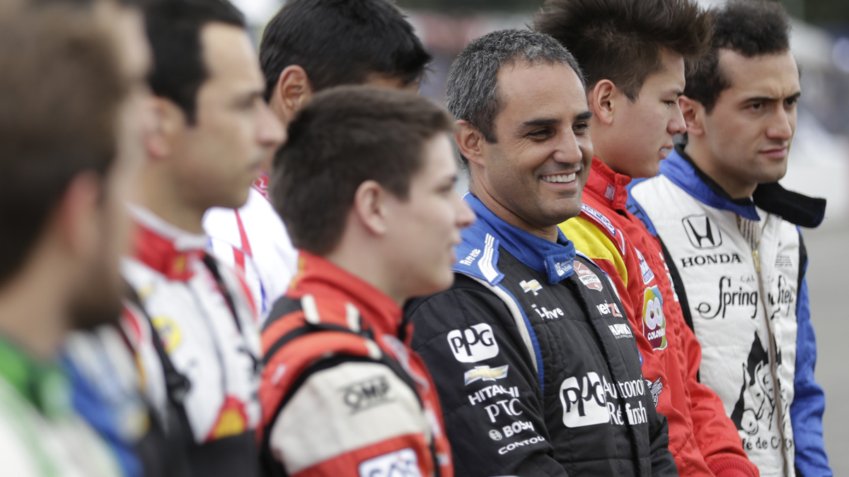 El colombiano además hará su debut en la prestigiosa carrera con la opción de convertirse en el segundo piloto del mundo en obtener la “Triple Corona”. Foto: Colprensa