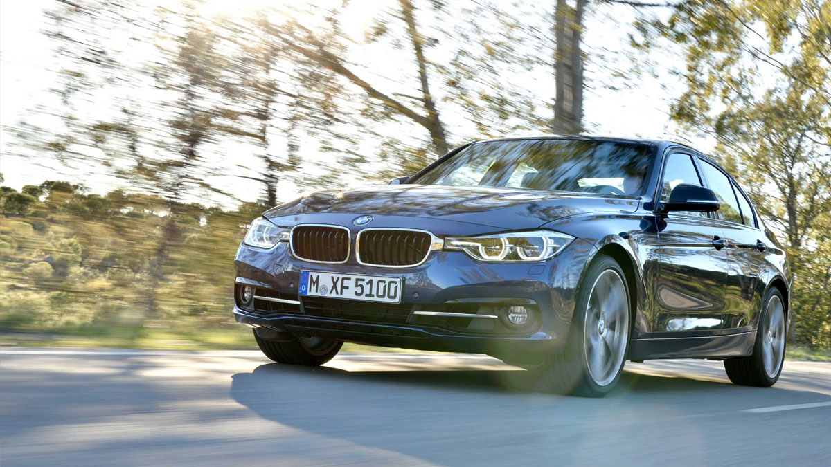 Gracias a la potencia total del sistema de 251 hp y un par máximo total de 420 Nm, el BMW 330e es capaz de acelerar de 0 a 100 km/h en sólo 6,1 segundos. Foto: BMW
