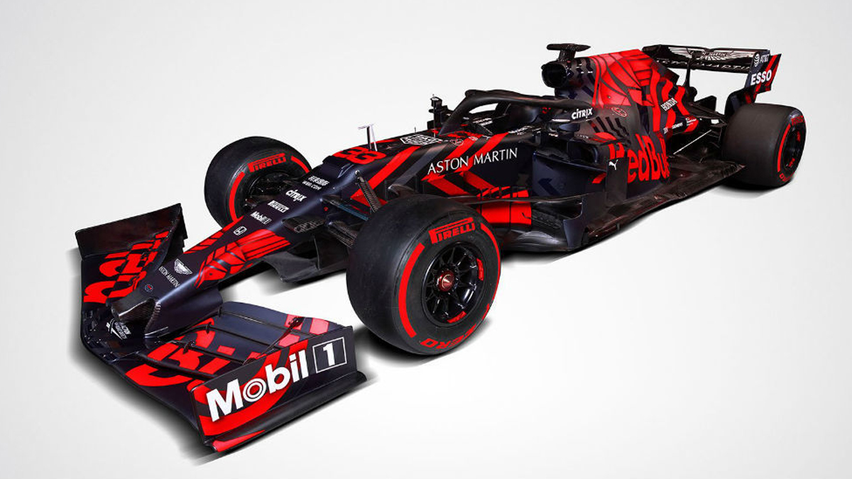 Dos de los equipos punteros de la Fórmula 1, los vigentes campeones Mercedes y Red Bull, han desvelado este miércoles el diseño de sus respectivos monoplazas para disputar el Mundial de Fórmula 1. Foto: Red Bull Racing