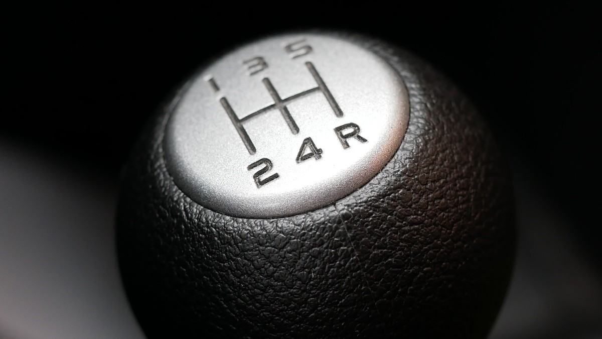 Con estos tips, podrá saber si ese ruido en su carro, se debe a un daño en la transmisión.
