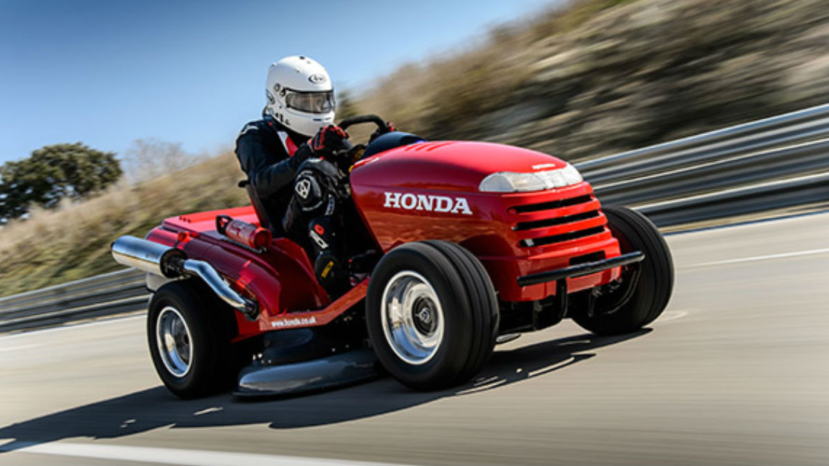 Honda batió su propio Guinnes Record con su cortacésped Mean Mower.