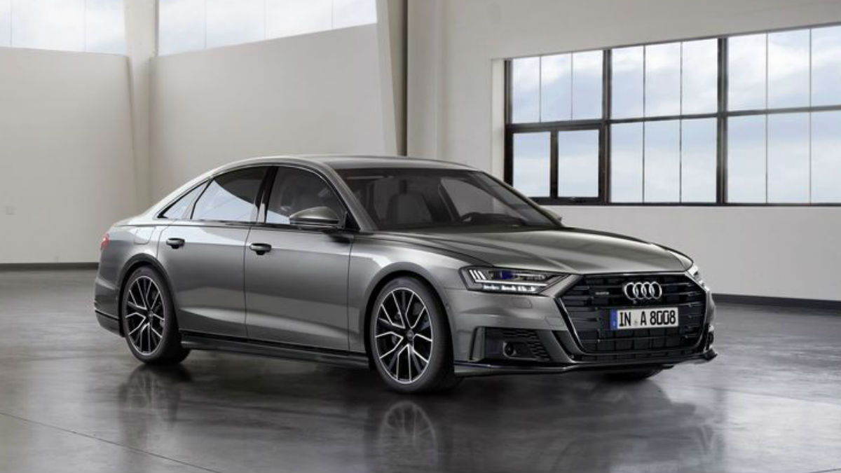 La marca alemana integrará esta función en su lujoso Audi A8 para minimizar el impacto por los huecos en las vías.