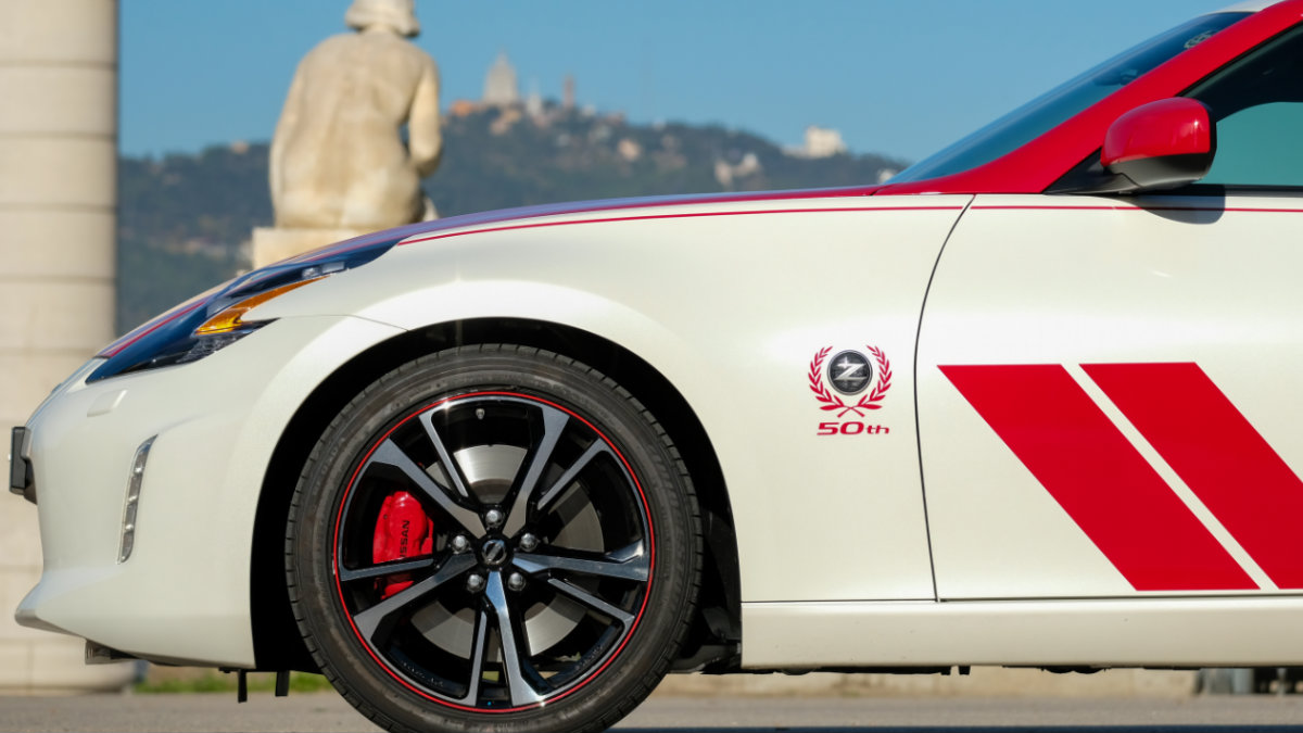 Nissan conmemora con una edición especial de su exitosa gama de autos deportivos