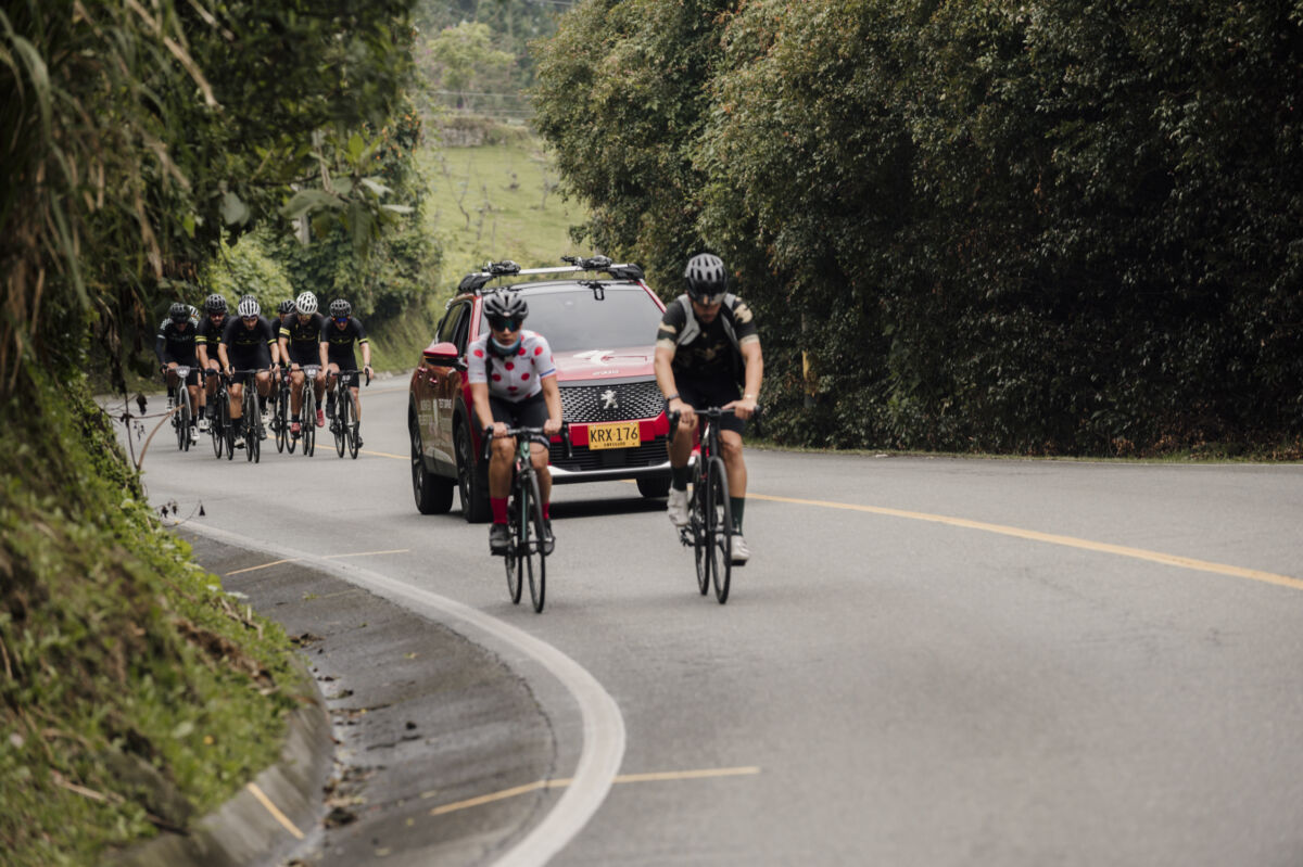 Tatacoa Race 2025 los ciclistas estarán acompañados por el Peugeot 2008
