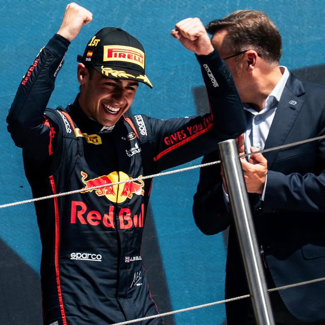 Arvid Lindblad llega a la Fórmula 1 tomaría un asiento en Red Bull llll
