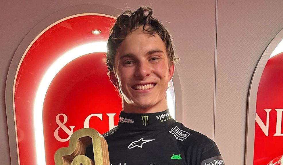 Giro inesperado en España Piastri lidera doblete McLaren y Verstappen se desploma g