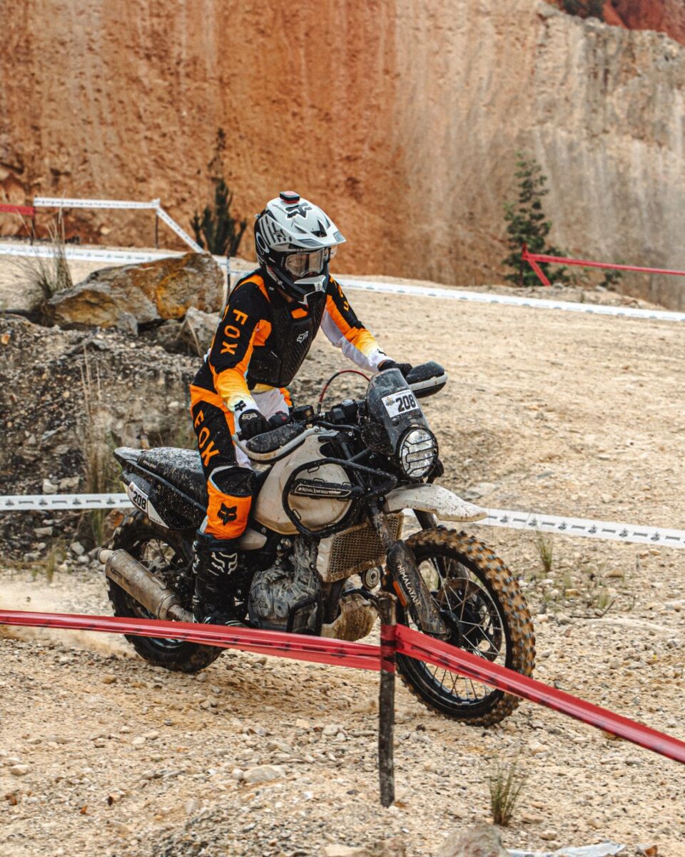 Royal Enfield brilla en Antioquia con la Himalayan 450 triple podio en Gladiadores Off Road