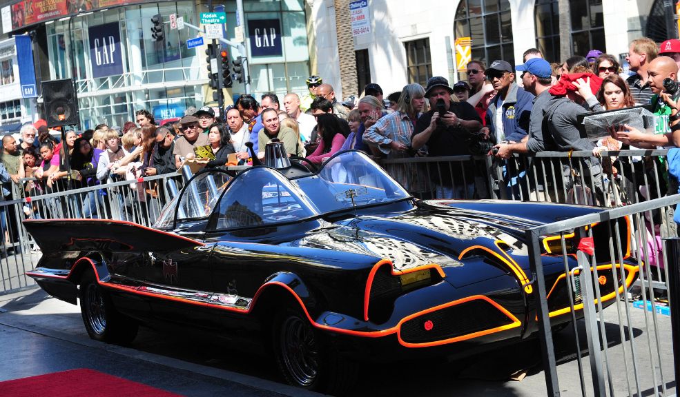 El Batimóvil de Adam West podría ser suyo conozca la subasta