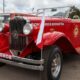 Más de 350 vehículos de colección recorrieron Bogotá en el desfile de autos clásicos