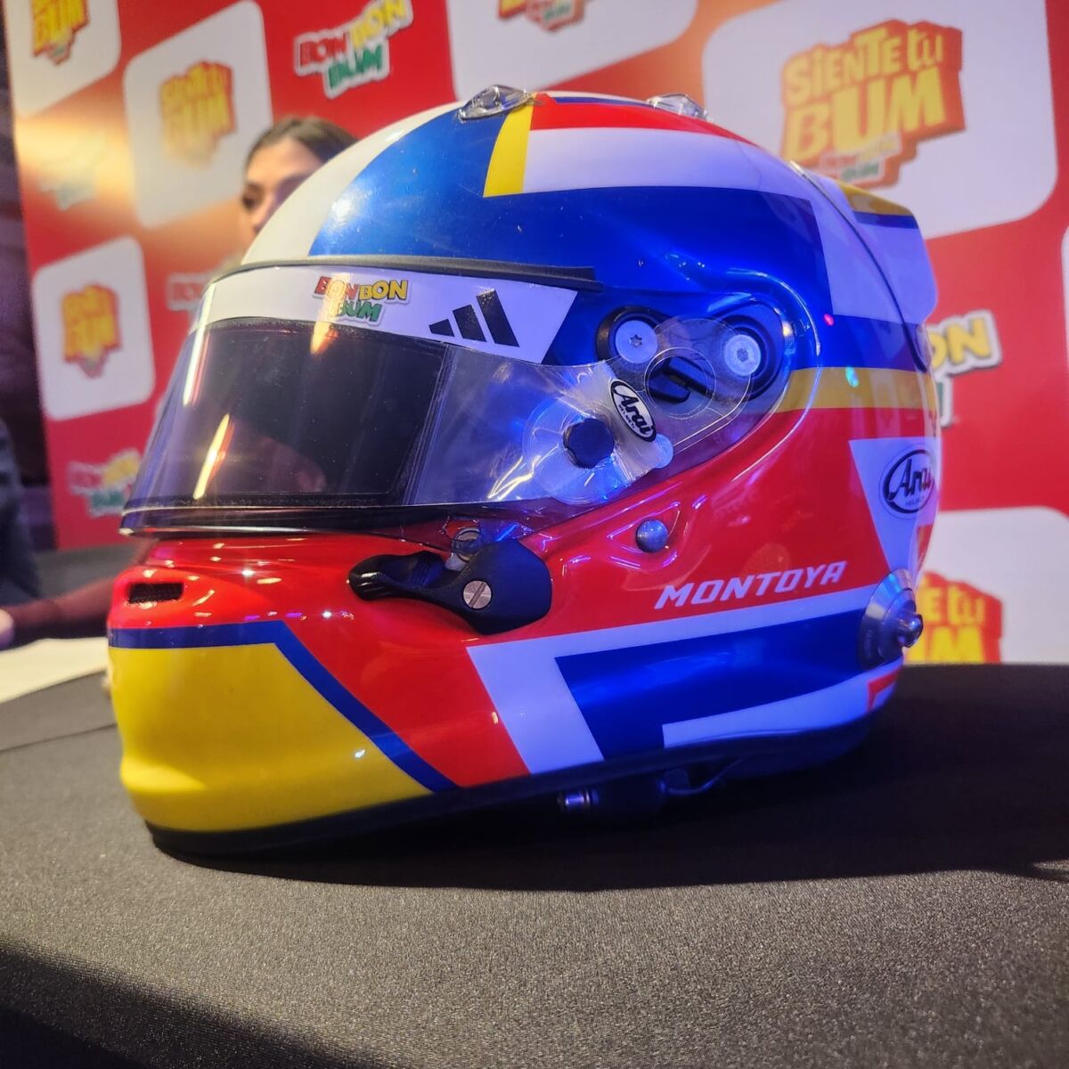 "Yo no manejo bien, yo manejo como Sebastián Montoya": el piloto habla de su identidad en F2