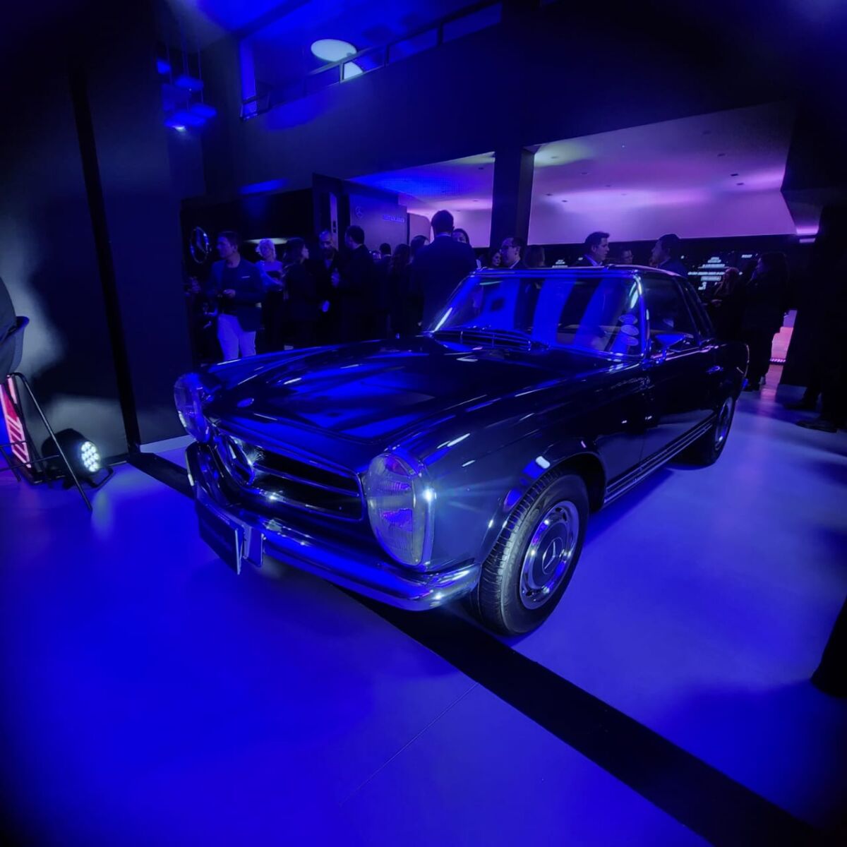 Mercedes-Benz abrió su primera vitrina en Colombia: todos los detalles