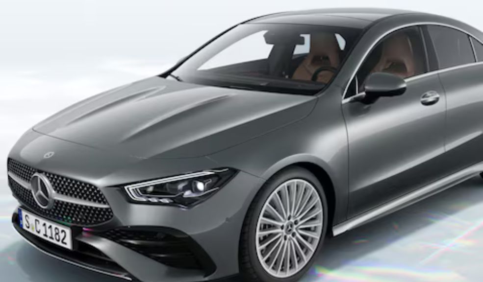 Beéle da de que hablar por su lujoso carro: este sería el precio
