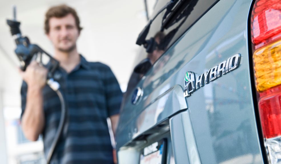 Cómo optimizar el rendimiento de un motor híbrido