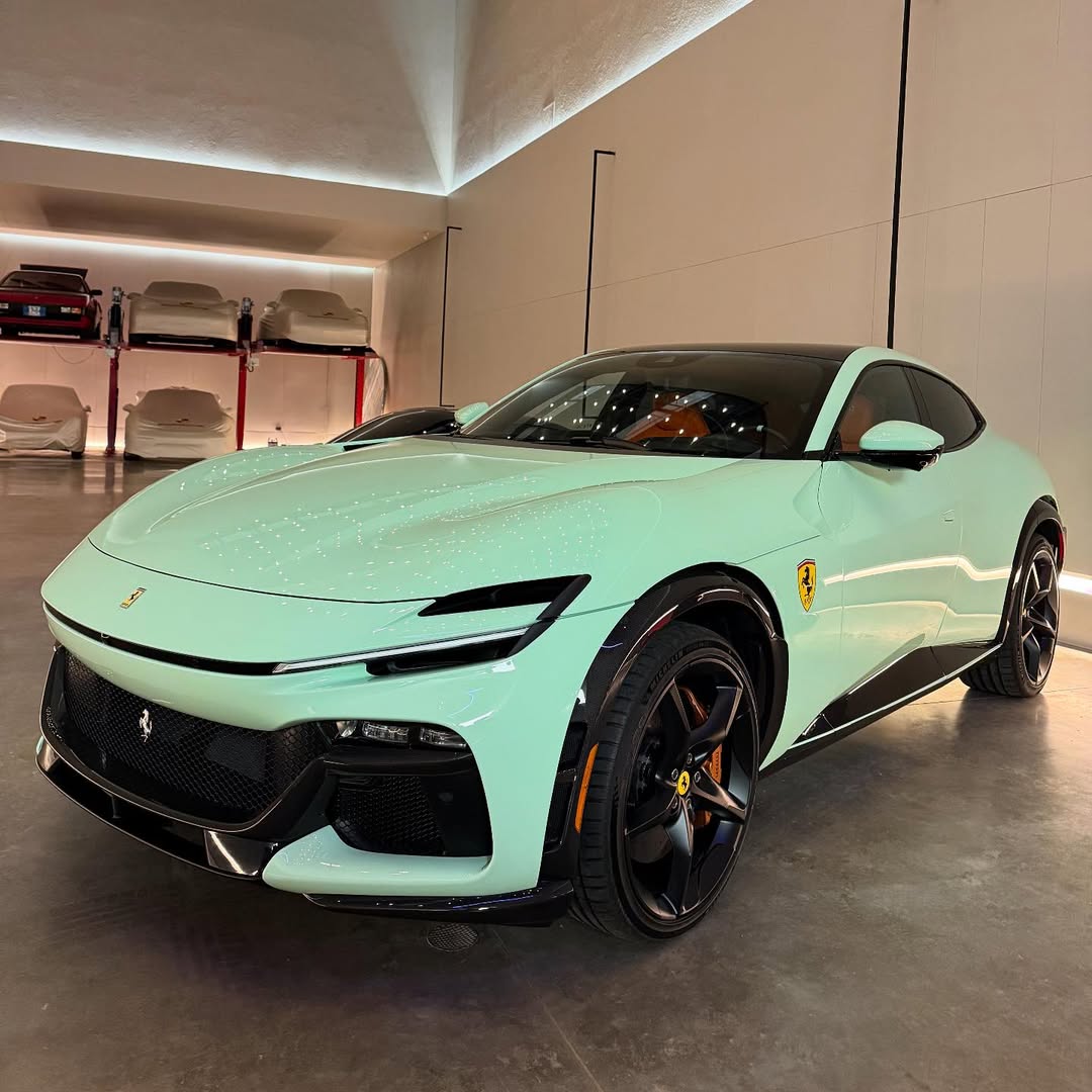 Maluma estrena Ferrari: este es el precio del purosangue