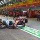 F1 Norris choca contra el Ferrari de Leclerc en el pit lane de Singapur ¿hay penalización?