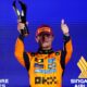 F1 Russell dominó en Singapur mientras Mclaren se enreda en su propia lucha por el campeonato