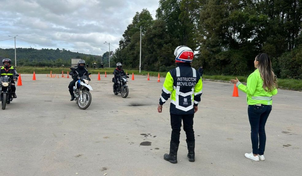 Hay curso gratis para motociclistas novatos vea cómo inscribirse