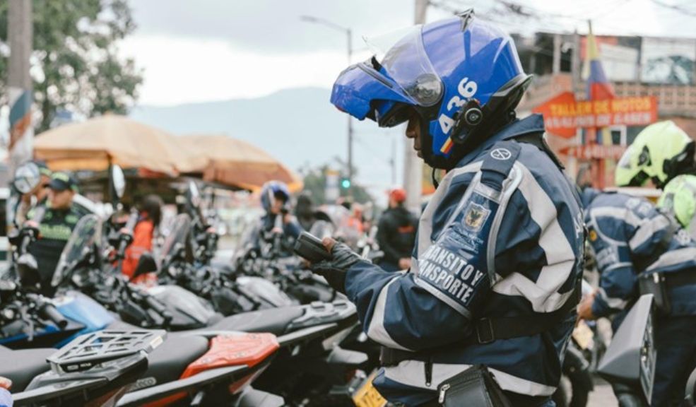 Motociclistas no podrán circular durante puente festivo de Halloween así será la restricción