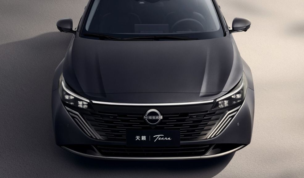 Nissan Teana a gasolina es un hecho características y todos los detalles del japonés