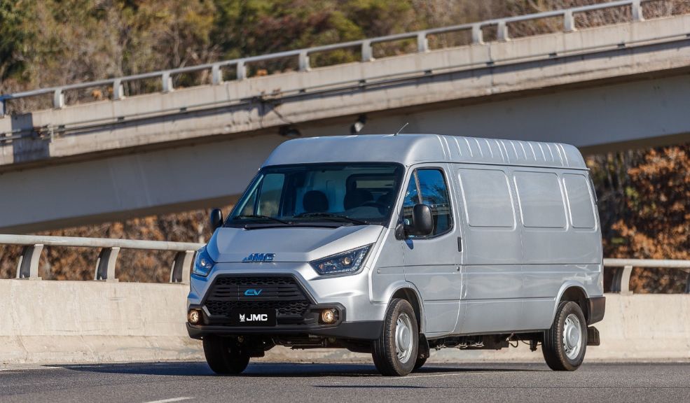 Touring EV: la nueva van eléctrica con la que JMC impulsa la movilidad en Colombia
