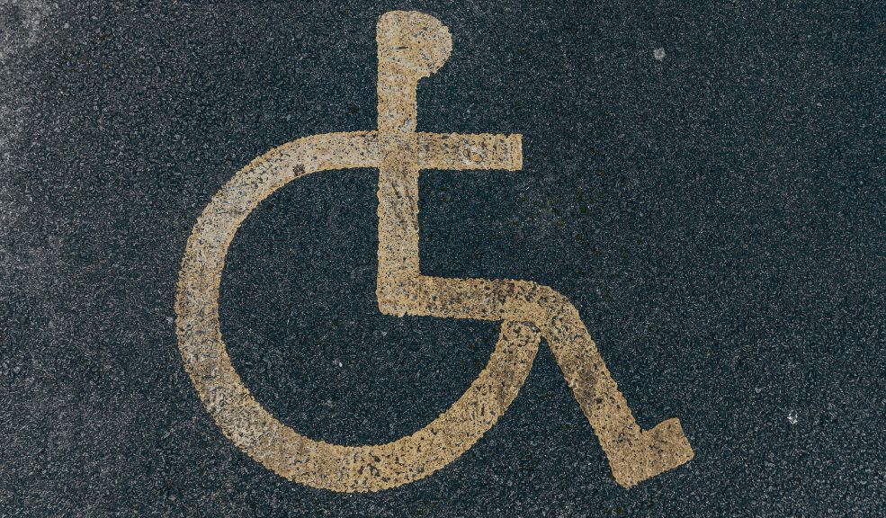¿Es posible conducir vehículos en Colombia teniendo una discapacidad?: esto dice la ley