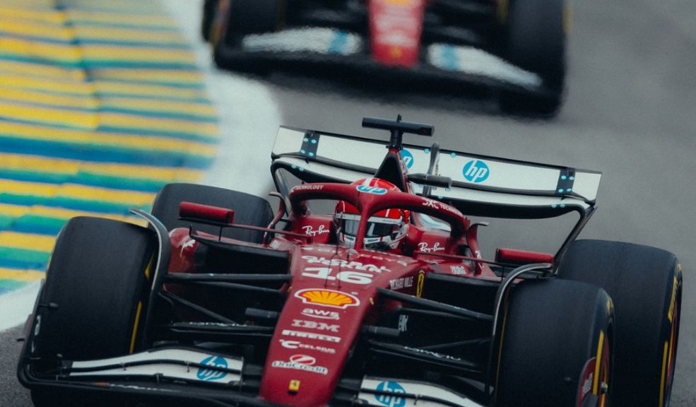 Checo Pérez estará ya en pistas Ferrari su primer parada