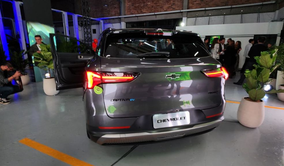 Chevrolet hizo lanzamiento mundial en Colombia nueva Captiva EV