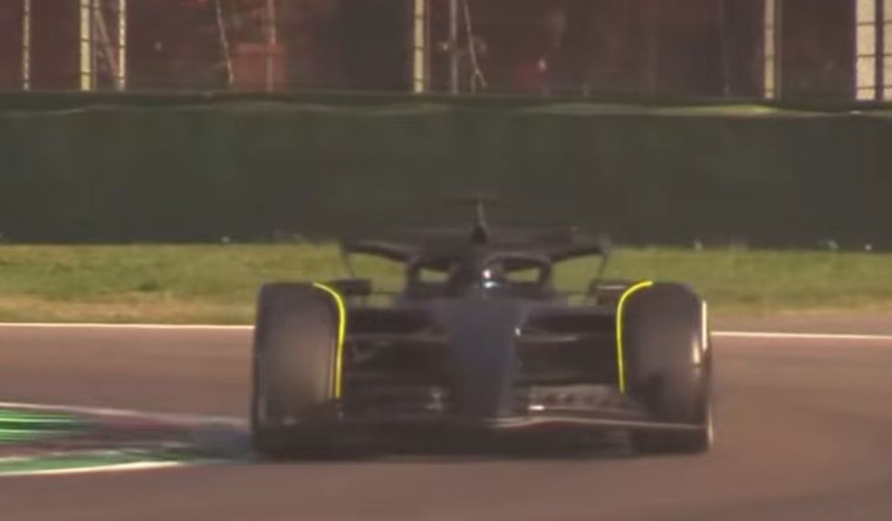 F1 Checo Pérez ya se probó en Cadillac, hay video de su desempeño