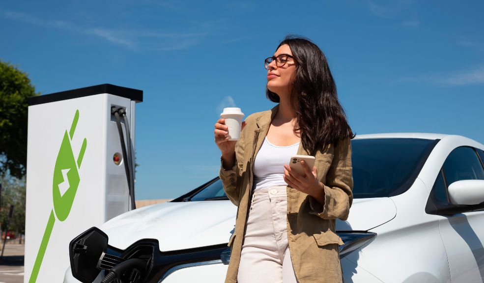 Más allá del motor: La movilidad eléctrica como receta de salud pública