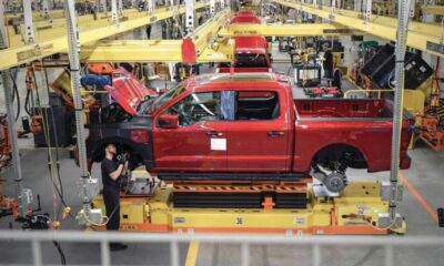 Ford dejará la carrera por los carros eléctricos esto pasará en sus fábricas