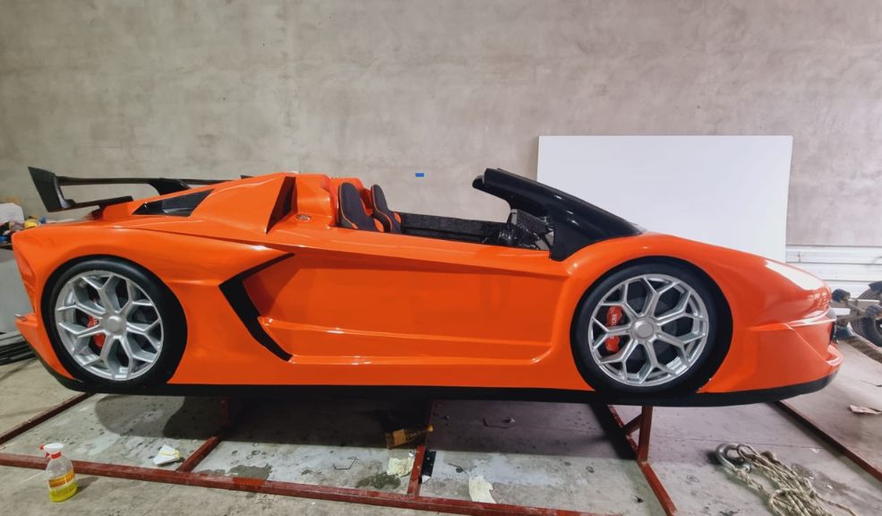 Los Jetcars la nueva moda de lujo que genera controversia
