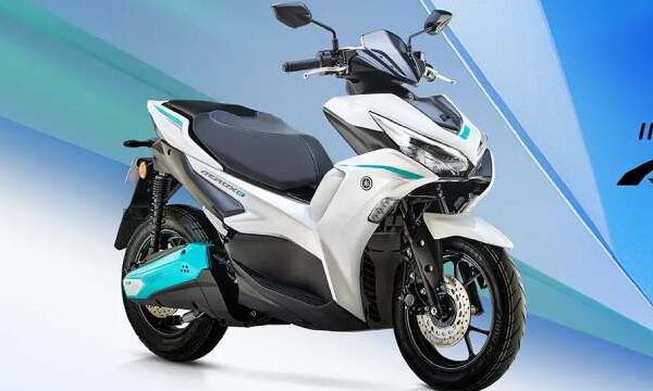 Yamaha Aerox 155 fue renovada nuevas características de la scooter económica