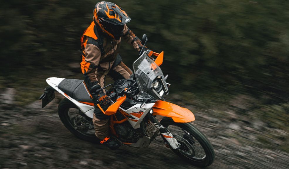 KTM 390 adventure R detalles, características y precio para Colombia