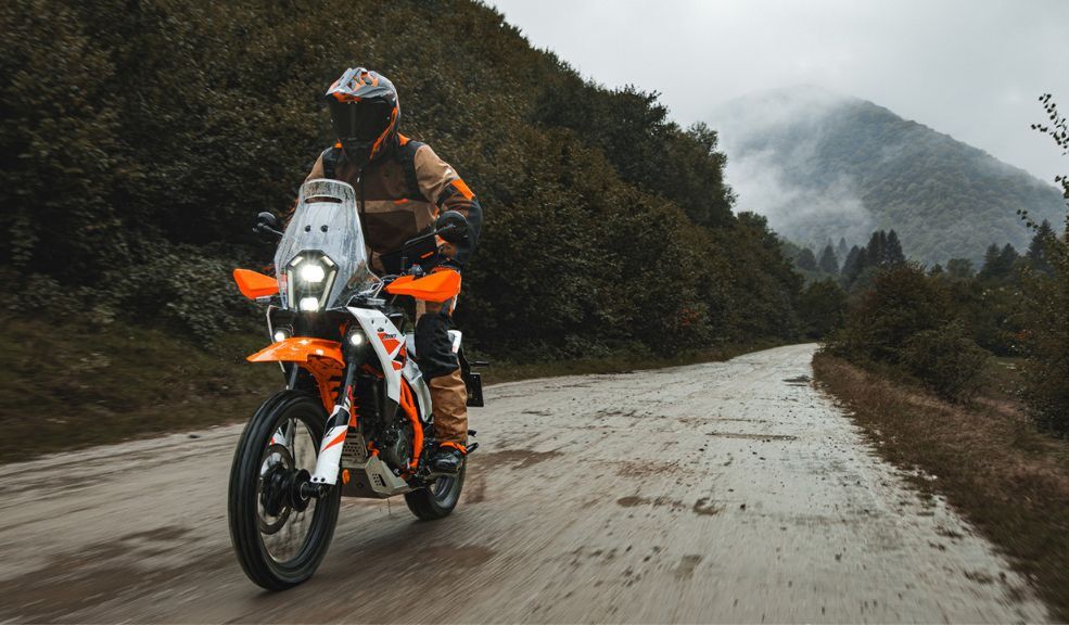 KTM 390 adventure R detalles, características y precio para Colombia