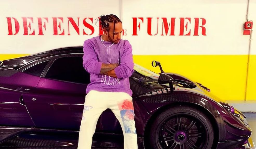 Lewis Hamilton vendió su colección de carros estaba valorada en 17 millones de dólares