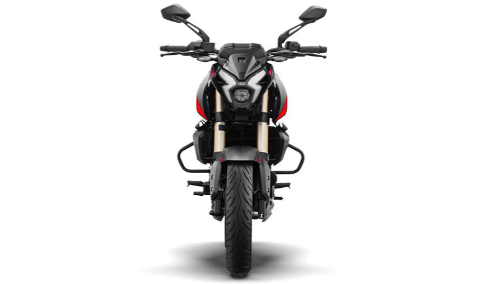 Pulsar NS400Z la moto de mediano cilindraje que compite por su buen precio