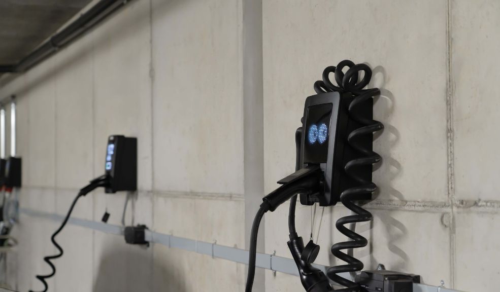 Carga rápida y reglas claras el nuevo desafío de las flotas eléctricas en Colombia