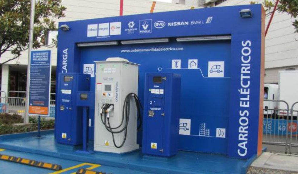 Conozca las estaciones de carga para carros eléctricos que hay en Bogotá