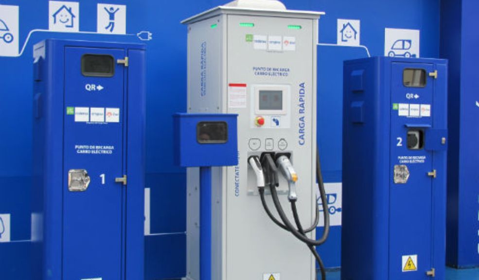 Conozca las estaciones de carga para carros eléctricos que hay en Bogotá