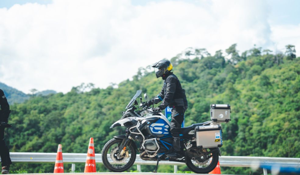 Curso gratis para motociclistas participe este 21 de febrero en Bogotá