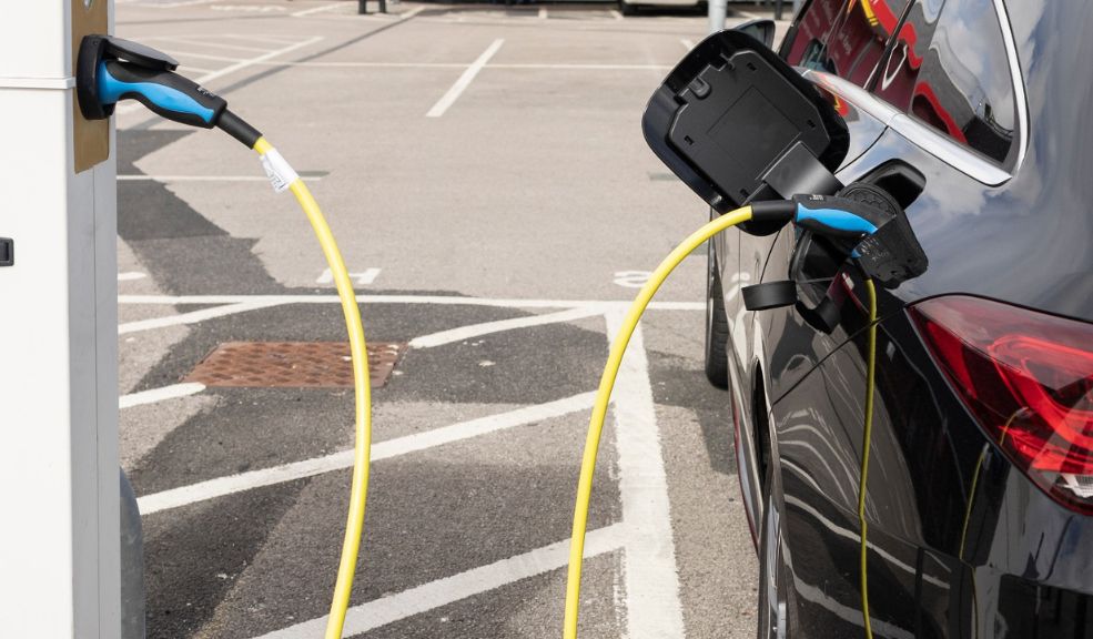 Recomendaciones para comprar carro eléctrico este 2026