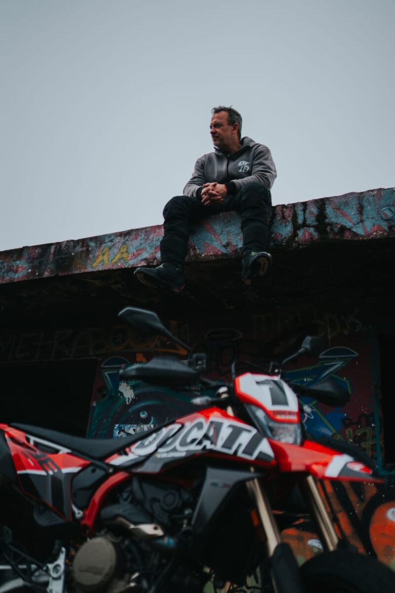 Daniel Fernández, de Colombia pal’ mundo: sin miedo conquistó el podio del Red Bull Romaniacs