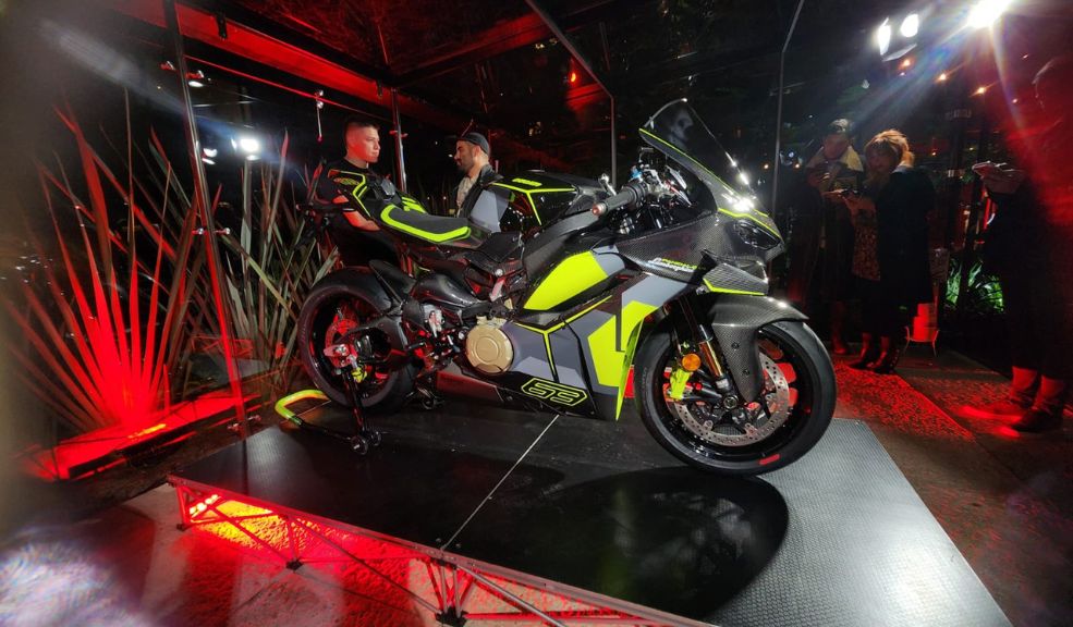 Ducati celebra 100 años en Colombia con una joya única la Panigale V4 Lamborghini