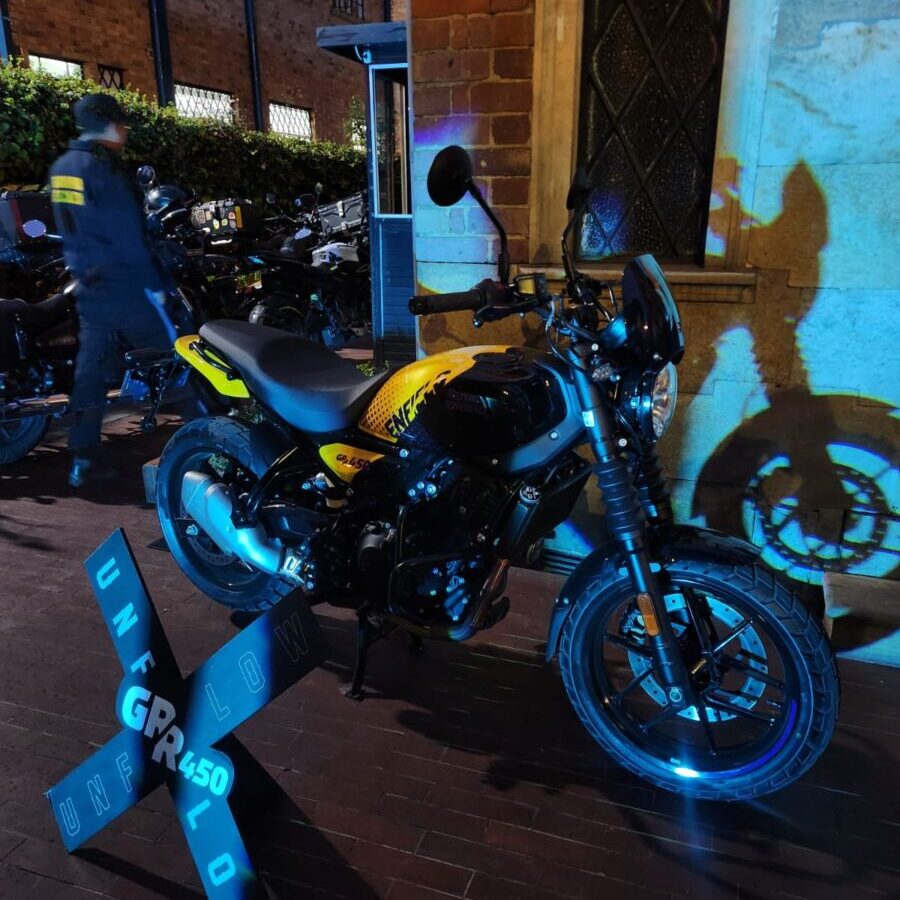 Royal Enfield lanzó oficialmente en Bogotá la GRR 450: precio y características