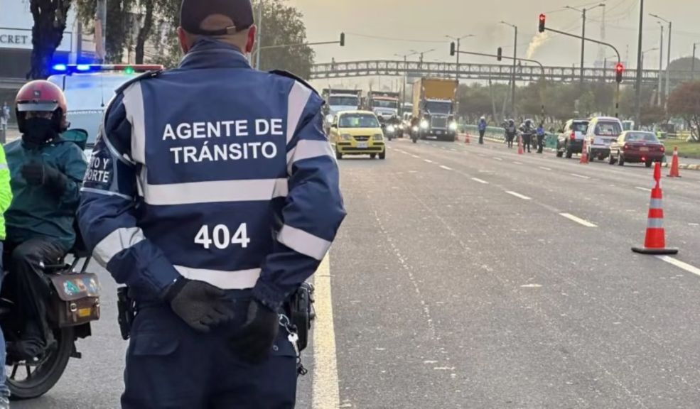En la vía, conozca sus deberes y derechos frente a una autoridad de tránsito
