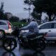 Motero siga estas recomendaciones en temporada de lluvias por su seguridad