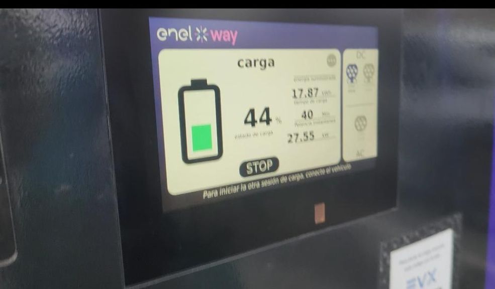 ¿Qué tan viable es viajar por carretera en Colombia en un vehículo eléctrico?