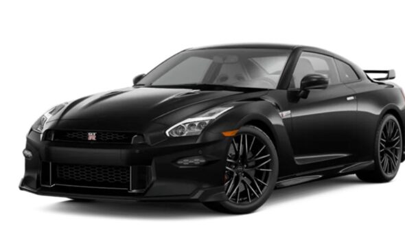 Nissan GT - R Black Edition: el carro que se compró Fernando Alonso
