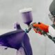 El boom de las motos impulsa la producción de pintura industrial hecha en Colombia